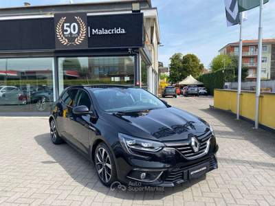 Renault Mégane Megane IV 2016 1.5 blue dci Intens 115cv edc my19 Nero usata Arcore