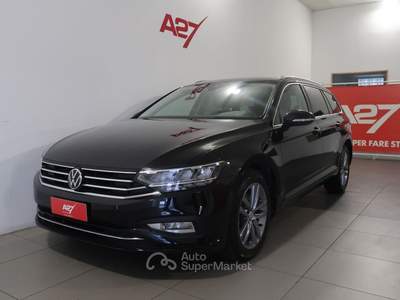 Volkswagen Passat Variant 2.0 TDI SCR 122 CV EVO DSG Business Nero usata VILLORBA