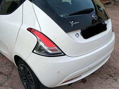 Lancia Ypsilon Lancia Ypsilon 1.2 Gold benzina Bianco usata Pistoia