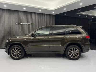 Jeep Grand Cherokee Grand Cherokee 3.0 crd V6 75th Anniversary s&s 250cv auto Verde usata Milano