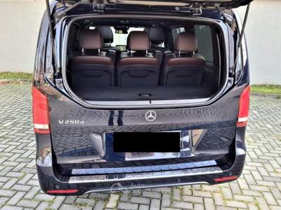 Mercedes-Benz Classe V Long Exclusive AMG 7 Posti Blu/Azzurro usata Argenta