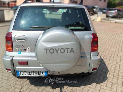 Toyota RAV4 2.0 Tdi D-4D 5p Sol + Gancio Argento usata SAN MARTINO SICCOMARIO