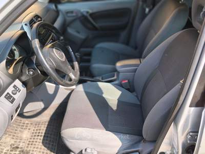 Toyota RAV4 2.0 Tdi D-4D 5p Sol + Gancio Argento usata SAN MARTINO SICCOMARIO