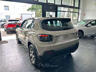 Jeep Avenger Longitude MHEV 1.2 Turbo Automatico Hybrid 110cv Grigio usata Campi Bisenzio