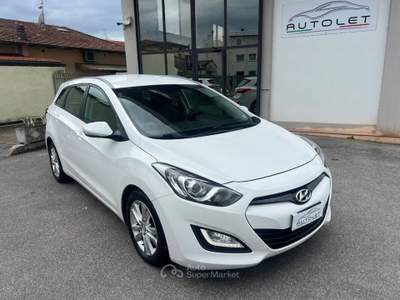 Hyundai i30 I30 wagon 1.6 crdi Comfort 110cv Bianco usata Agliana