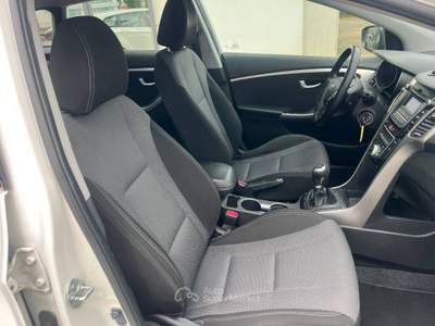 Hyundai i30 I30 wagon 1.6 crdi Comfort 110cv Bianco usata Agliana