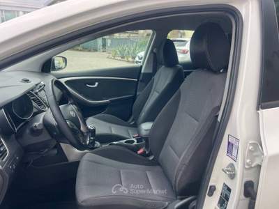 Hyundai i30 I30 wagon 1.6 crdi Comfort 110cv Bianco usata Agliana