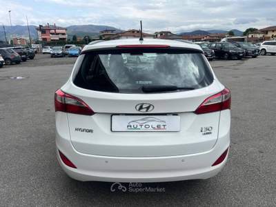 Hyundai i30 I30 wagon 1.6 crdi Comfort 110cv Bianco usata Agliana