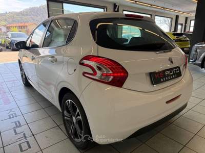 Peugeot 208 1.2 vti 12v Allure 5p usata Mozzo