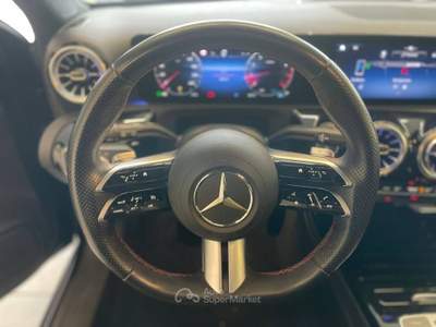 Mercedes-Benz Classe A 180 AMG Line Premium auto Nero usata Mozzo