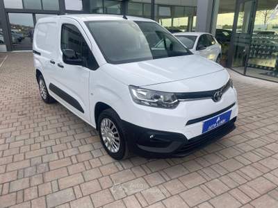 Toyota Proace 1.5D 100cv S&amp;S L1 D Active Bianco usata Sarego