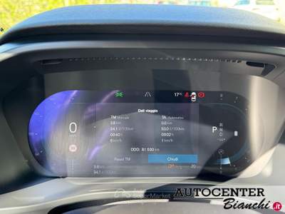 Volvo XC40 2.0 b4 awd Momentum Nero usata Castelnovo ne' Monti