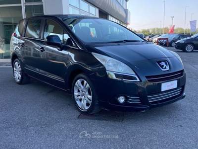 Peugeot 5008 2.0 HDi 163CV Cambio Aut. Allure Nero usata Savignano sul Rubicone