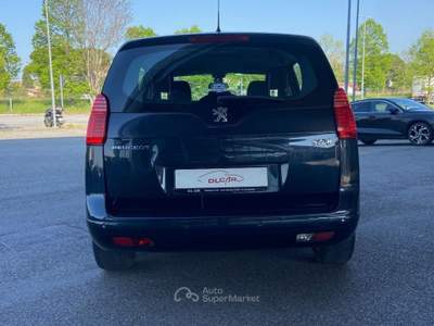 Peugeot 5008 2.0 HDi 163CV Cambio Aut. Allure Nero usata Savignano sul Rubicone