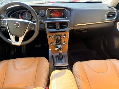Volvo V40 Cross Country Perfetta Bianco usata Nocera Terinese