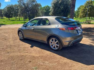 Honda Civic Honda Civic 2.2 i-ctdi Exclusive LE Bronzo usata Roma