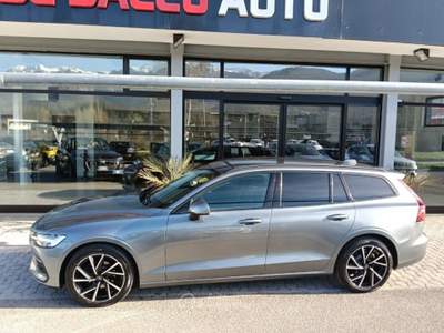 Volvo V60 D3 150 CV Geartronic (CERCHI 18) Grigio usata Feltre