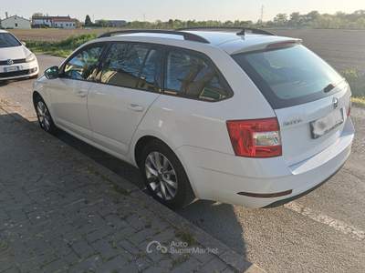Skoda Octavia Skoda Octavia t.diesel 2020 Bianco usata Dolo