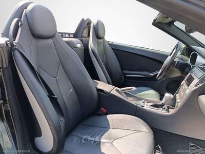 Mercedes-Benz SLK SLK 200 Kompressor Nero usata Bergamo