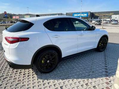 Alfa Romeo Stelvio 2,2 Turbodiesel 160cv RWD AT8 Super  Bianco usata Desenzano del Garda