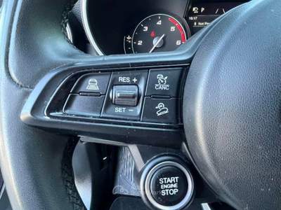 Alfa Romeo Stelvio 2,2 Turbodiesel 160cv RWD AT8 Super  Bianco usata Desenzano del Garda