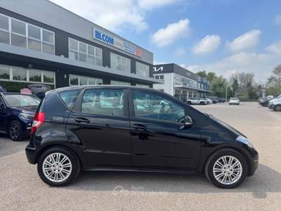 Mercedes-Benz Classe A A 180 CDI Avantgarde Neopatentati Unico Proprietario Nero usata Ravenna
