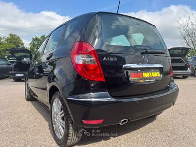 Mercedes-Benz Classe A A 180 CDI Avantgarde Neopatentati Unico Proprietario Nero usata Ravenna