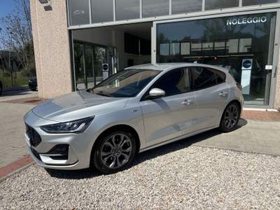 Ford Focus Focus 1.0t ecoboost h ST-Line 125cv Argento usata Terni