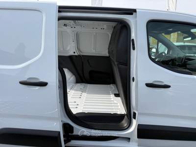 Fiat Doblò 1.5 BlueHDi 100cv PC-TN Van Bianco usata Fiumicino
