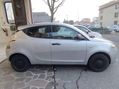 Lancia Ypsilon 1.0 Mild-hyb. Silver - *GARANZIA 12 MESI - 5 POSTI Argento usata Nova Milanese