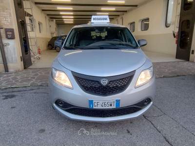 Lancia Ypsilon 1.0 Mild-hyb. Silver - *GARANZIA 12 MESI - 5 POSTI Argento usata Nova Milanese