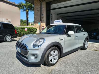 MINI Cooper 1.5 Boost 5 porte 136 cv - *Garanzia 12 mesi Argento usata Nova Milanese