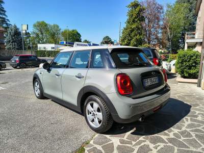MINI Cooper 1.5 Boost 5 porte 136 cv - *Garanzia 12 mesi Argento usata Nova Milanese