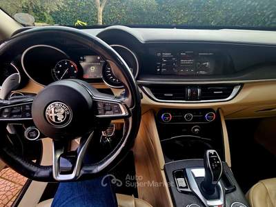 Alfa Romeo Stelvio Tenuta sempre in box Nero usata San Giovanni Rotondo