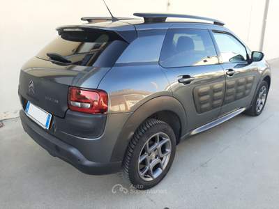 Citroen C4 Cactus 1.6 BlueHDi 100cv Shine Grigio usata Castelnovo di Sotto