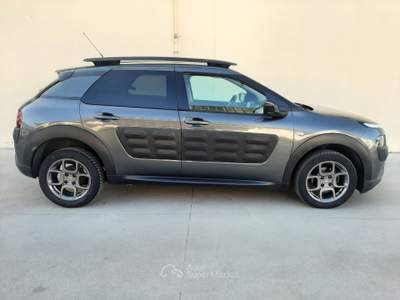 Citroen C4 Cactus 1.6 BlueHDi 100cv Shine Grigio usata Castelnovo di Sotto
