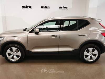 Volvo XC40 2.0 b4 Momentum Pro awd auto 7m Bronzo usata Arona