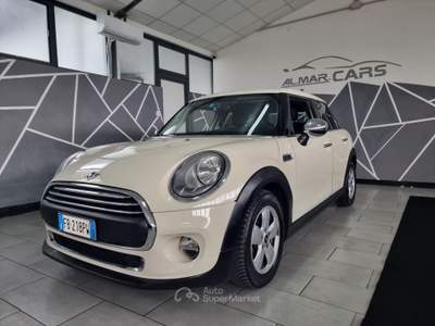 MINI One Neopatentati Beige usata larciano