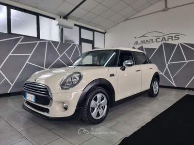 MINI One Neopatentati Beige usata larciano