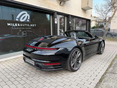 Porsche 911 Carrera Cabriolet Scarichi Sedili ventil InnoDrive Nero usata Rubano