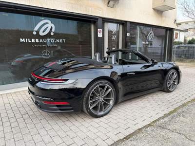 Porsche 911 Carrera Cabriolet Scarichi Sedili ventil InnoDrive Nero usata Rubano