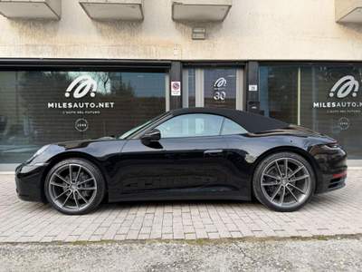 Porsche 911 Carrera Cabriolet Scarichi Sedili ventil InnoDrive Nero usata Rubano