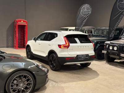 Volvo XC40 B3 automatico Core Bianco usata Bologna