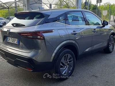 Nissan Qashqai 1.3 mhev Business 140cv Camera 360° Grigio usata Padova
