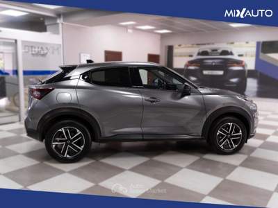 Nissan Juke 1.0 DIG-T N-Connecta 114CV DCT Grigio usata Latina