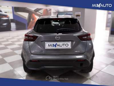 Nissan Juke 1.0 DIG-T N-Connecta 114CV DCT Grigio usata Latina