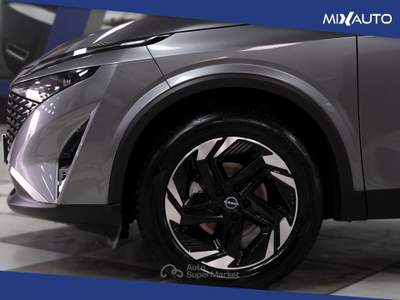 Nissan Qashqai 1.3 MHEV N-Connecta 2WD 158CV xtronic Grigio usata Latina