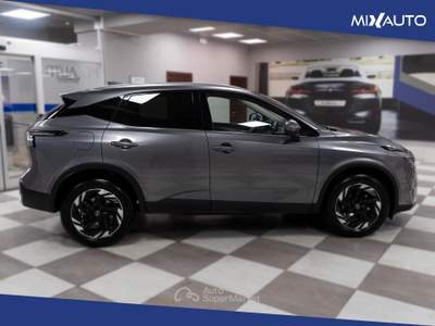 Nissan Qashqai 1.3 MHEV N-Connecta 2WD 158CV xtronic Grigio usata Latina