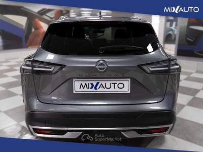 Nissan Qashqai 1.3 MHEV N-Connecta 2WD 158CV xtronic Grigio usata Latina