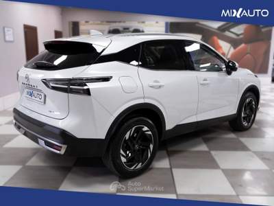 Nissan Qashqai 1.3 MHEV N-Connecta 2WD 158CV xtronic Bianco usata Latina